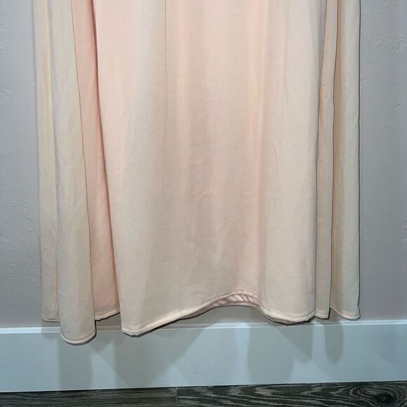 Lulu's Air of Romance Peach - Picture 3 of 7